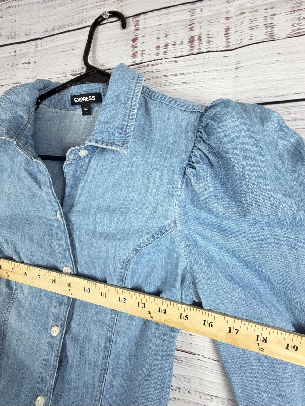 Express Denim Puff Sleeve Button Front Blouse Blue Size S - Picture 7 of 7